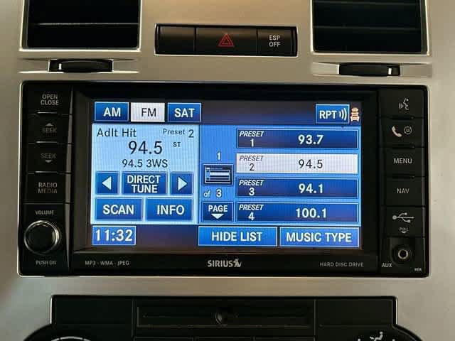 Used 2010 Chrysler 300 Touring AWD/4WD image 11