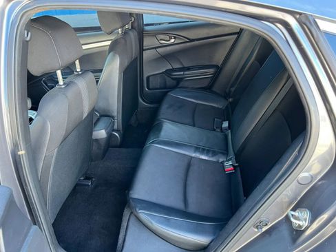 Used 2019 Honda Civic Sport image 8