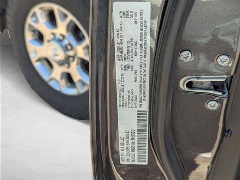Used 2022 RAM 2500 Laramie AWD/4WD image 23