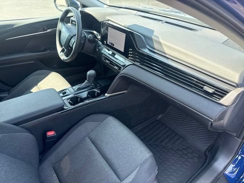 Used 2026 Toyota Camry LE FWD image 15