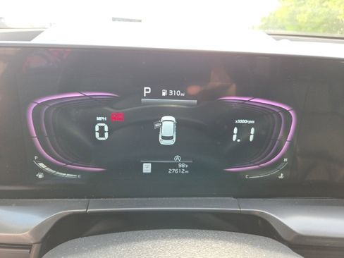 Used 2025 Kia Telluride S FWD image 2