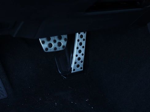 Used 2026 Toyota Camry SE image 7