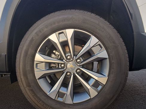 New 2026 Chevrolet Equinox LT image 9