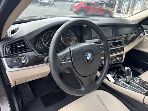 Used 2012 BMW 528i xDrive Sedan AWD/4WD image 31