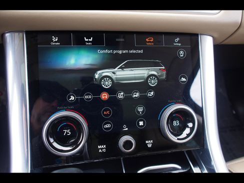 Used 2019 Land Rover Range Rover Sport HSE Dynamic image 32