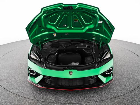 Used 2026 Lamborghini Temerario AWD/4WD image 35