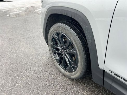 Used 2022 GMC Terrain SLE w/ Driver Convenience Package image 31