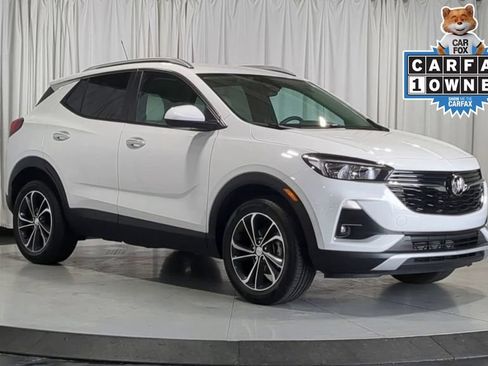 Used 2023 Buick Encore GX Select w/ Safety Package II FWD image 2