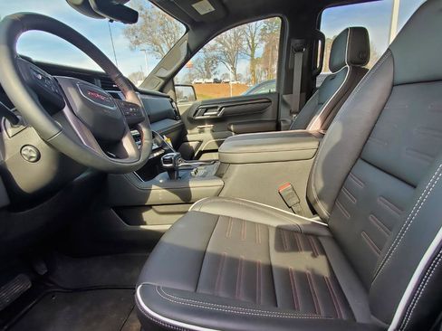 Used 2026 GMC Sierra 1500 AT4X image 3