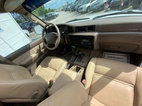 Used 1997 Toyota Land Cruiser image 14