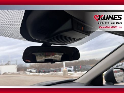 Used 2024 Nissan Rogue S image 29