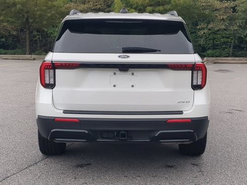 Certified 2025 Ford Explorer ST-Line w/ Premium Package AWD/4WD image 5
