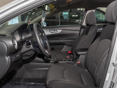 Used 2021 Kia Forte LXS image 8