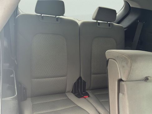 Used 2019 Hyundai Santa Fe XL SE AWD/4WD image 7