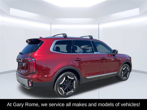 Used 2023 Kia Telluride EX w/ EX Captain's Chair Package AWD/4WD image 5