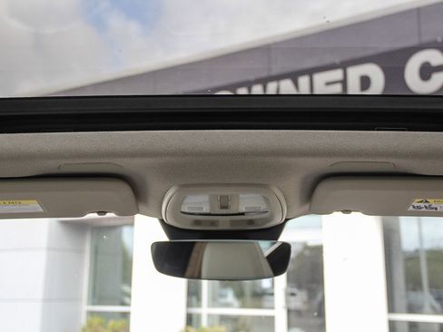 Used 2025 Volvo XC40 B5 Plus w/ Protection Package Premier image 18