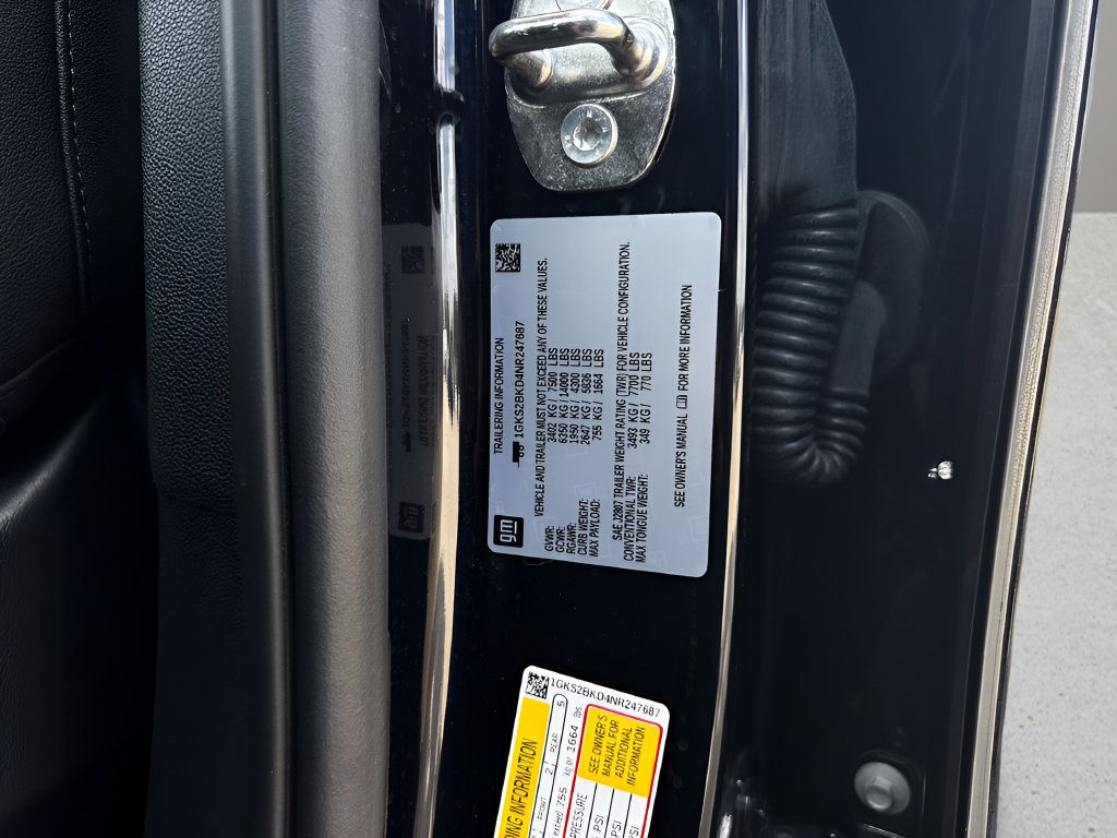 Used 2022 GMC Yukon SLT w/ SLT Premium Package AWD/4WD image 26