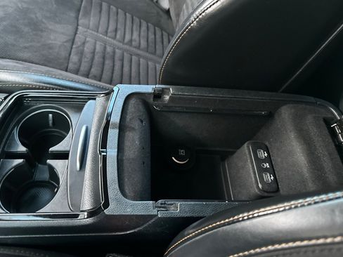 Used 2017 Dodge Charger R/T image 31