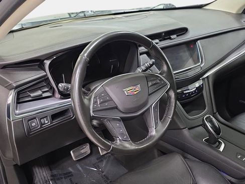Used 2019 Cadillac XT5 Premium Luxury AWD/4WD image 16