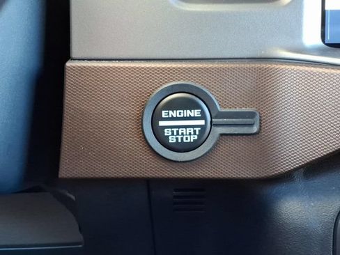 Used 2023 Ford Bronco Outer Banks AWD/4WD image 22