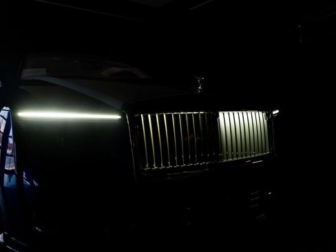Used 2024 Rolls-Royce Spectre w/ Spectre Launch Package AWD/4WD image 27