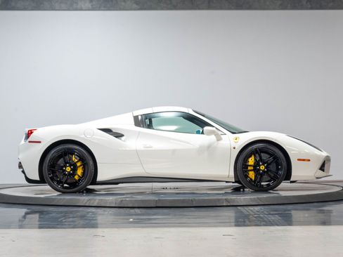 Used 2016 Ferrari 488 Spider RWD image 23