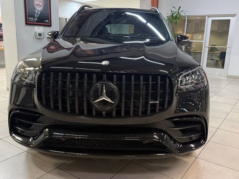Used 2024 Mercedes-Benz GLS 63 AMG 4MATIC image 3