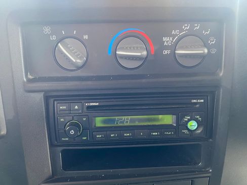 Used 2005 Chevrolet Express 3500 w/ School Bus Package RWD image 15