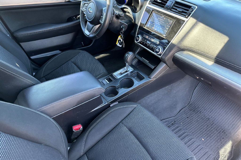 Used 2018 Subaru Outback 2.5i Premium AWD/4WD image 18