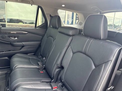 Used 2023 Honda Pilot Elite image 43