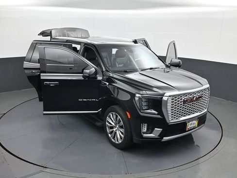 Used 2022 GMC Yukon Denali AWD/4WD image 30