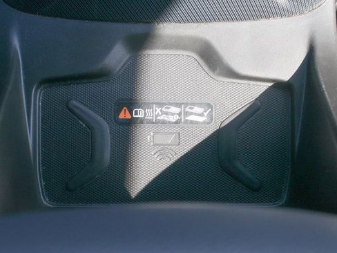 Used 2020 Chevrolet Colorado Z71 image 18