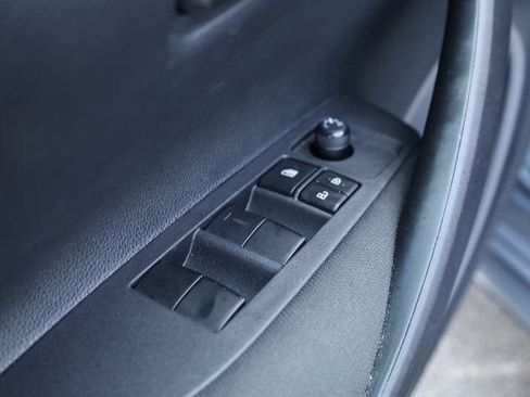 Used 2025 Toyota Corolla LE image 15