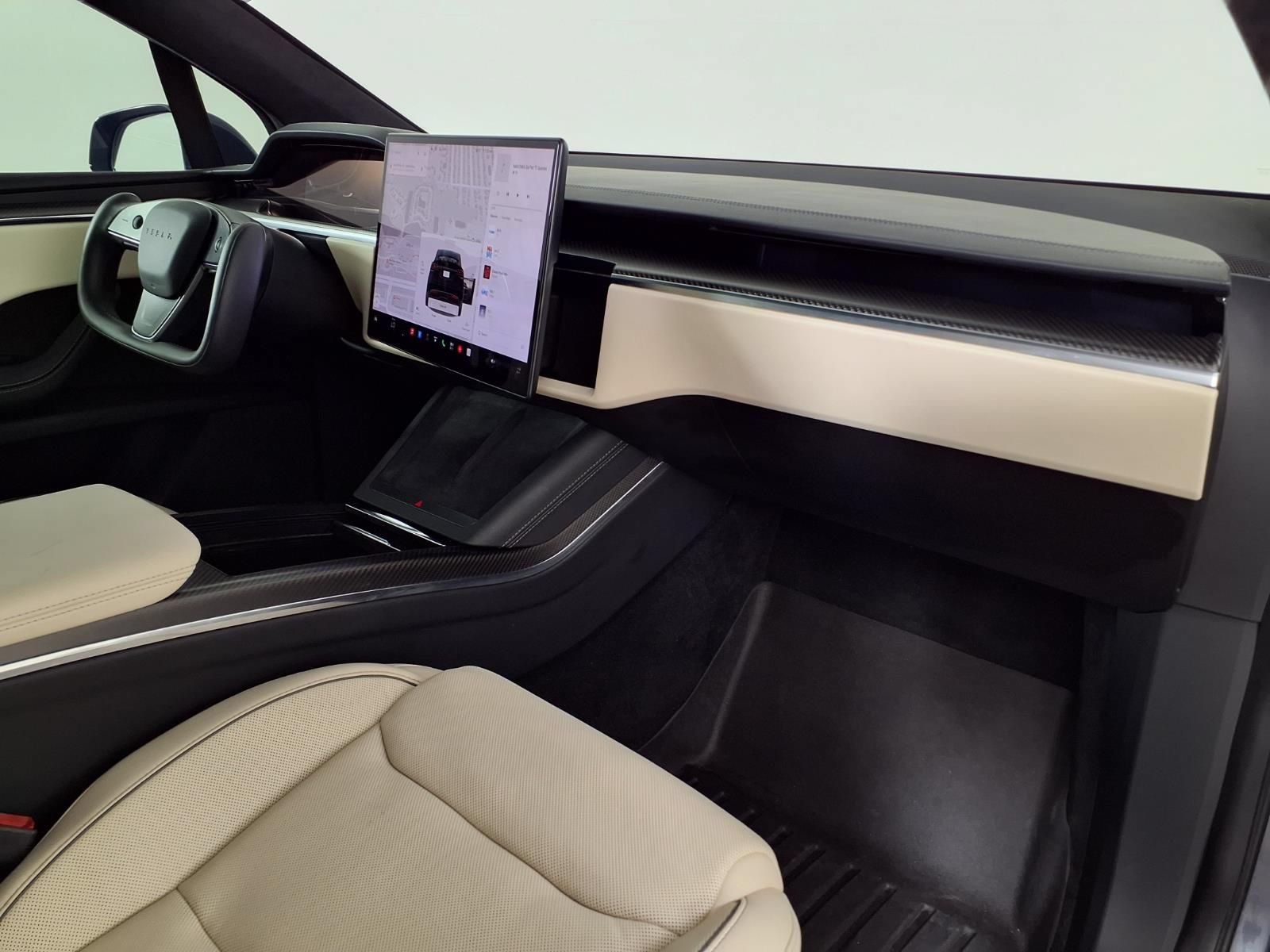 Used 2022 Tesla Model X Plaid AWD/4WD image 7