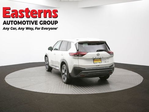 Used 2023 Nissan Rogue SL w/ SL Premium Package image 68