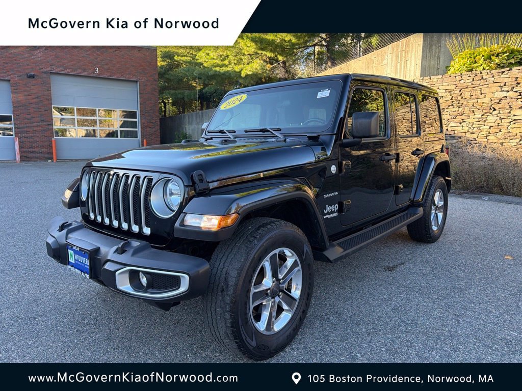 Used 2021 Jeep Wrangler Unlimited Sahara w/ Cold Weather Group AWD/4WD image 1
