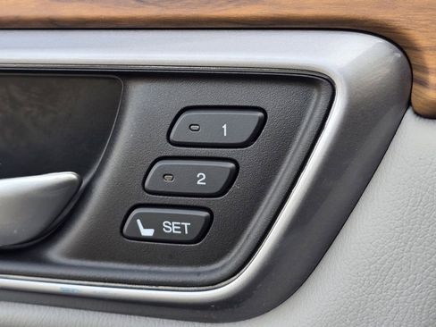 Used 2017 Honda CR-V EX-L image 19