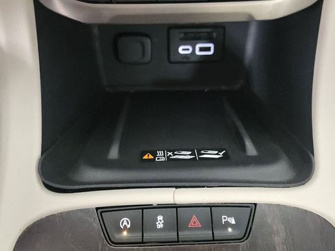 Used 2020 GMC Acadia Denali w/ Trailering Package image 29