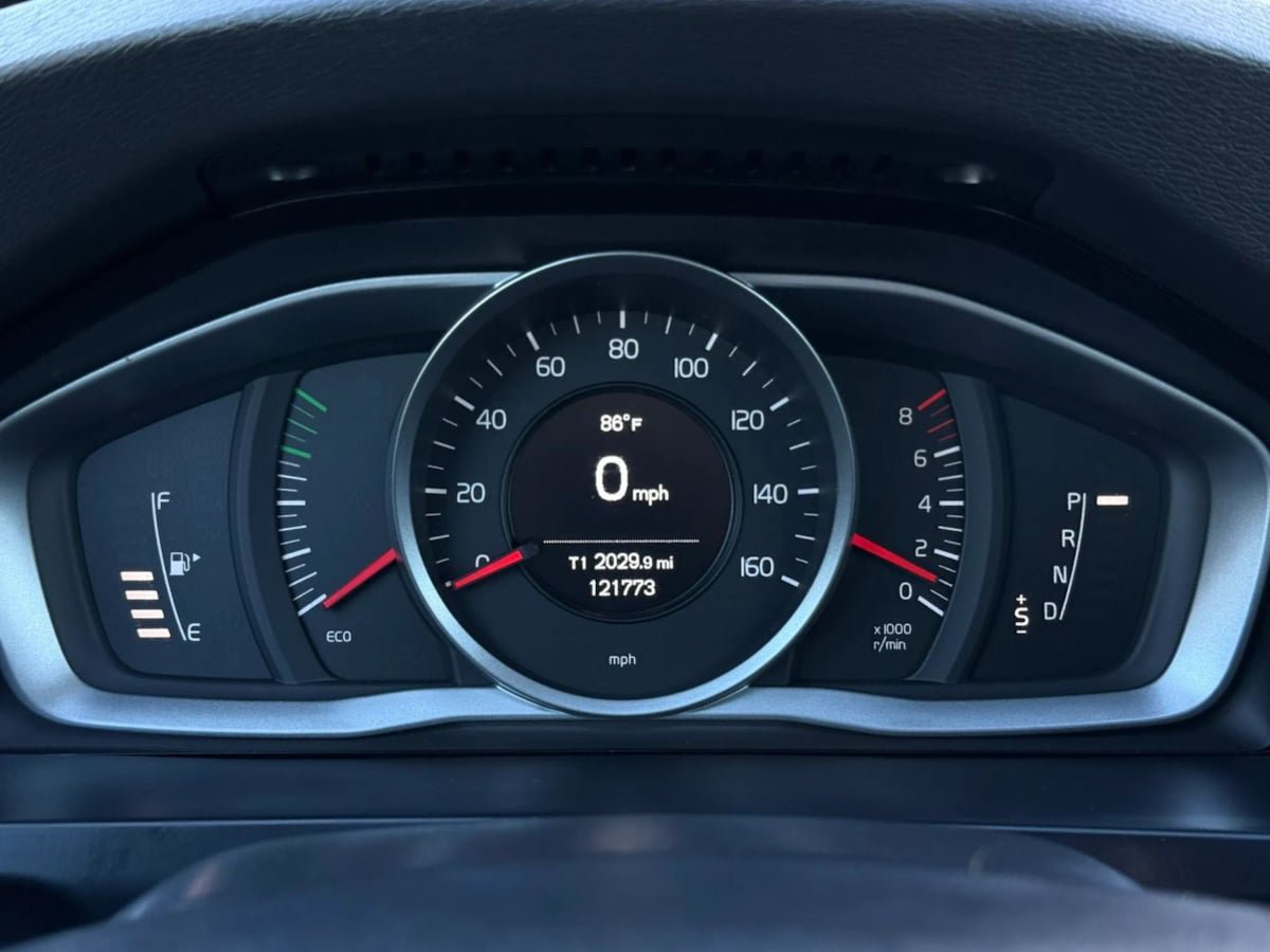 Used 2017 Volvo S60 T5 Dynamic FWD image 53