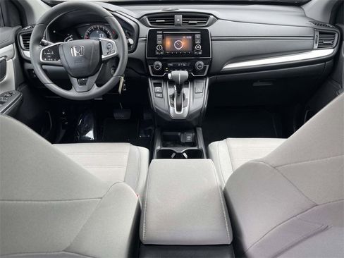 Used 2017 Honda CR-V LX image 10