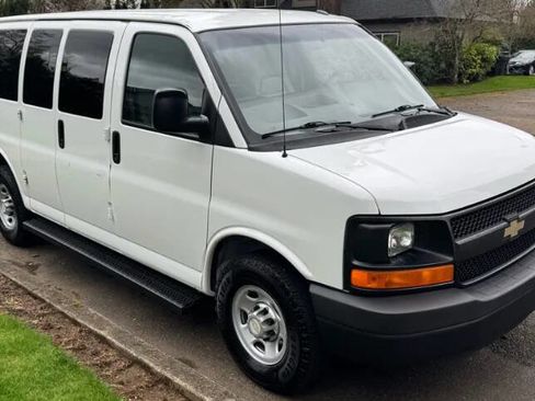 Used 2014 Chevrolet Express 2500 LS RWD image 7