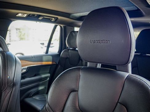 Used 2020 Volvo XC90 T8 Inscription image 13