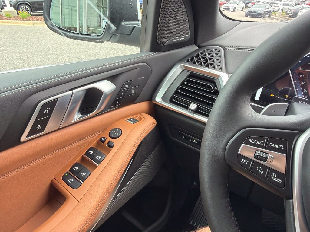 Used 2026 BMW X5 sDrive40i w/ Climate Comfort Package RWD image 20