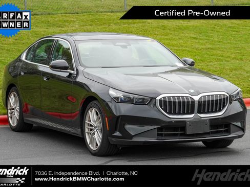 Used 2024 BMW 530i xDrive w/ Premium Package AWD/4WD image 1