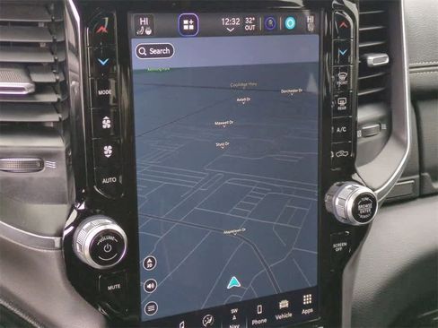 Used 2023 RAM 1500 Laramie image 19