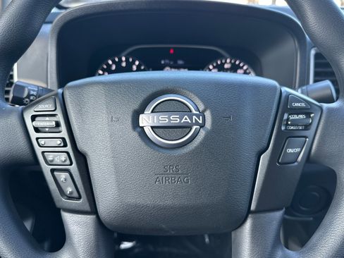 Used 2023 Nissan Frontier SV w/ Tow Package image 18
