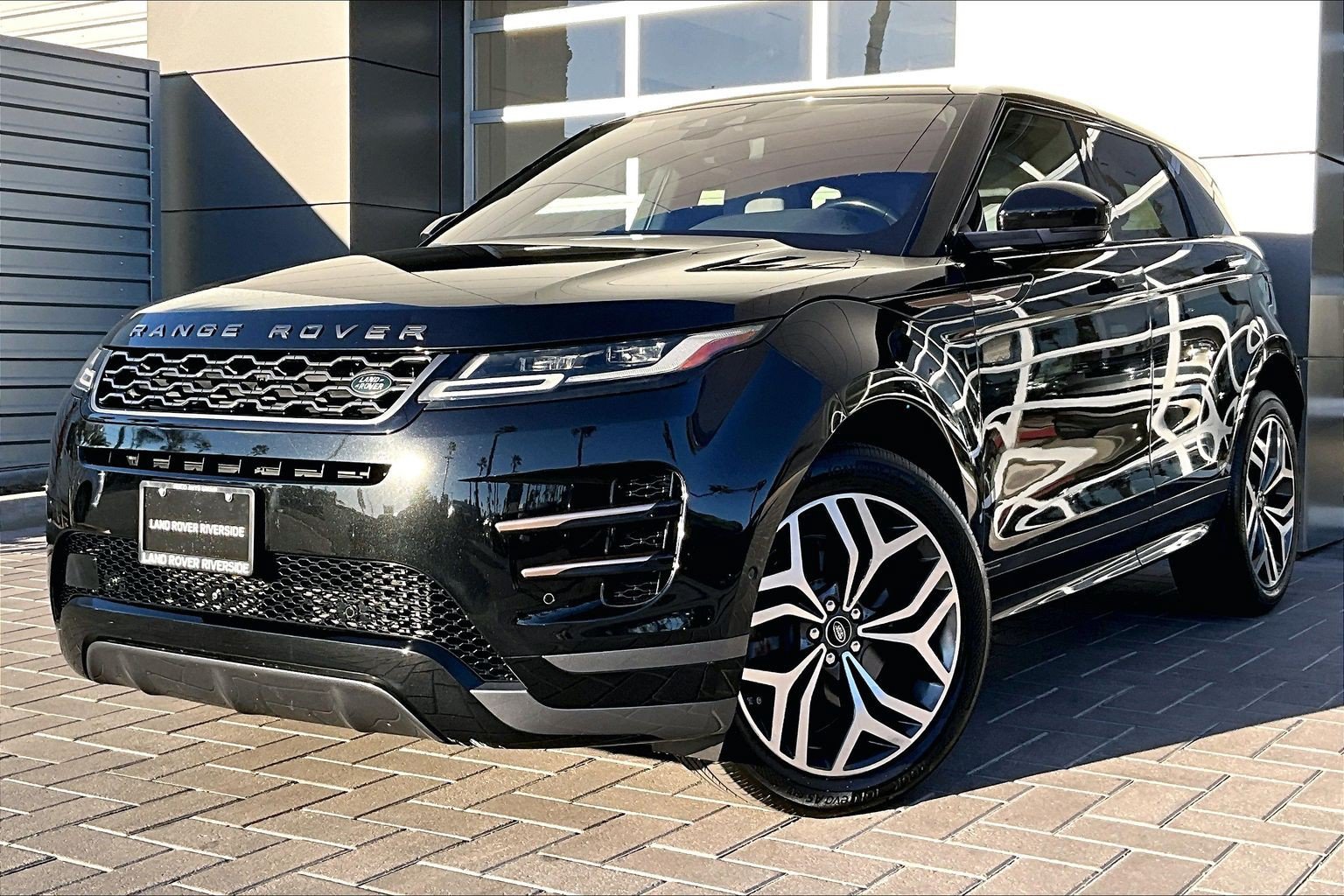 Used 2020 Land Rover Range Rover Evoque R-Dynamic HSE AWD/4WD image 1