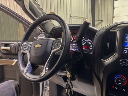 Used 2023 Chevrolet Silverado 2500 LT image 18