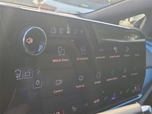 New 2026 Chevrolet Equinox EV LT image 14