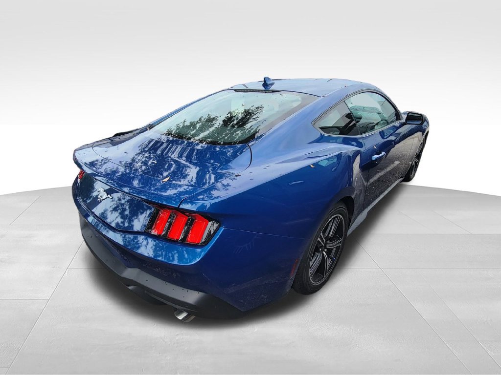 Used 2024 Ford Mustang Coupe RWD image 6